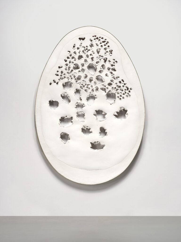 Lucio Fontana, Concetto spaziale, La fine di Dio, 1963. Courtesy Sotheby's