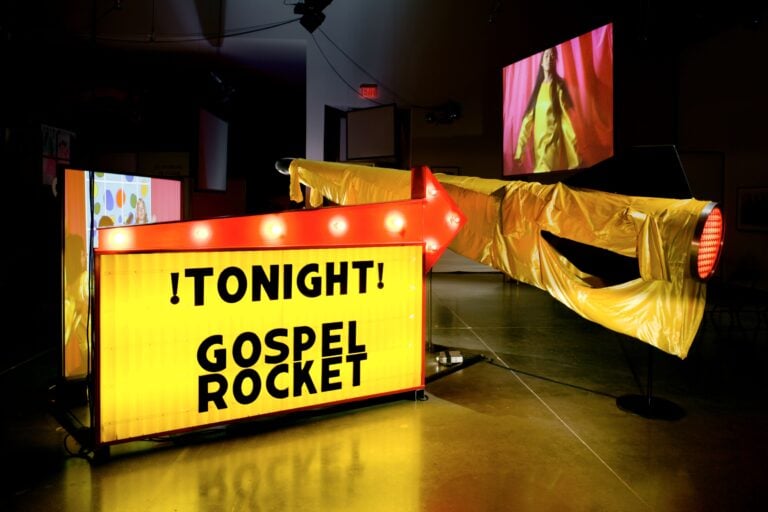 Mike Kelley, Extracurricular Activity Projective Reconstruction #27 (Gospel Rocket) (dettaglio), 2004-2005