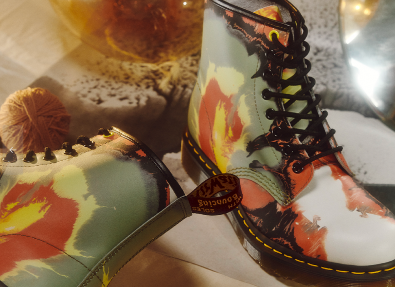 La TATE collabora con lo storico brand di calzature Dr. Martens