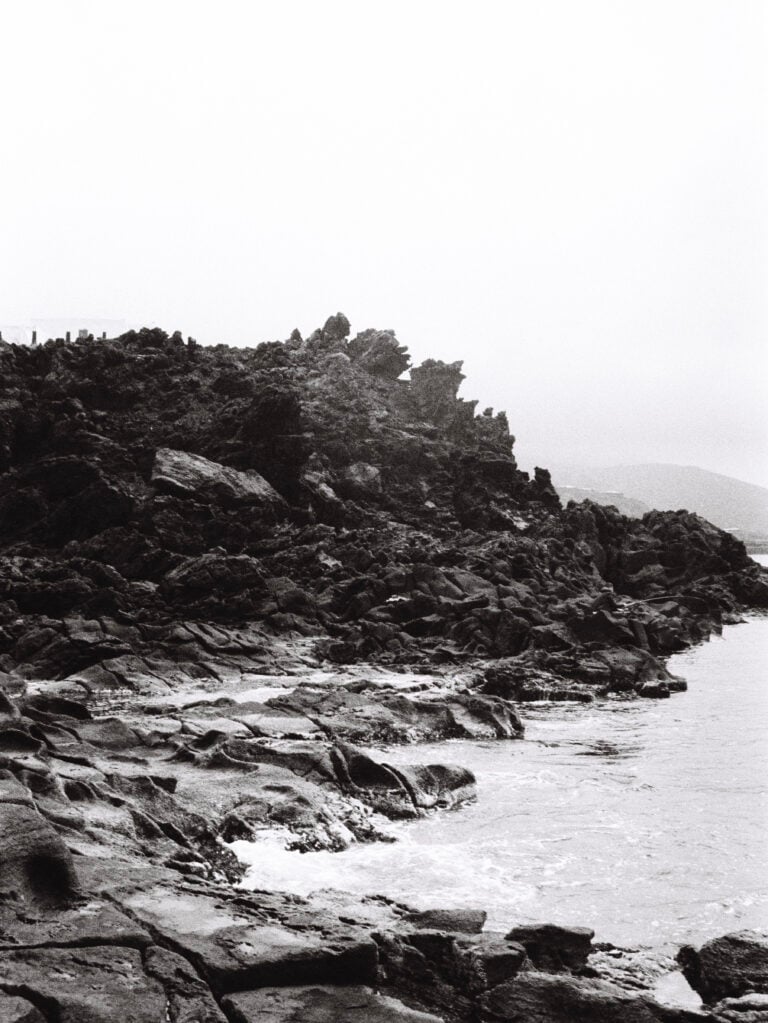 Lorenzo Pontillo, Ánemoi, installation view, Pantelleria, 2023