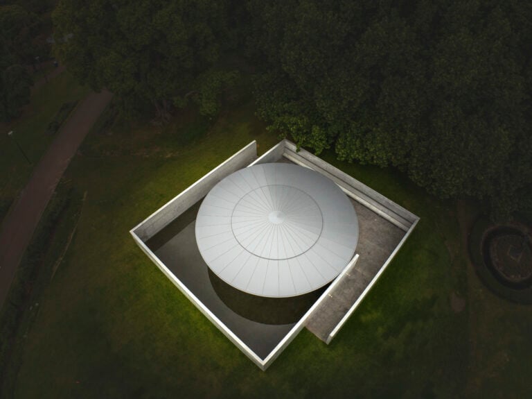 Aerial view of MPavilion 10, designed by Tadao Ando, located in the Queen Victoria Gardens in Melbourne. Photo John Gollings. Courtesy MPavilion