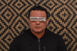 Denilson Baniwa foto divulgacao Il Brasile esporrà alla Biennale Arte 2024 il suo volto indigeno con Glicéria Tupinambá