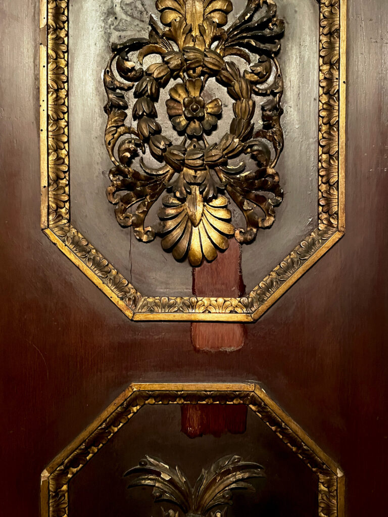 Dettaglio del restauro ligneo in corso dopera 2 © Luca Quartana Sotto il Duomo di Milano riapre ai visitatori il luogo con le spoglie di San Carlo Borromeo