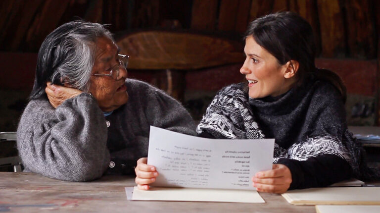 Elena Bellantoni, Hala Yella Elena e Cristina Calderon, still dal video 2013