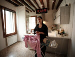 Home Stage, Padiglione Estonia, Biennale Architettura di Venezia 2023. Photo Kertin Vasser