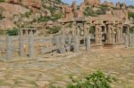 Il sito di Hampi. Il carro dedicato a Garuda. Foto Valentina Silvestrini – Gennaio 2013