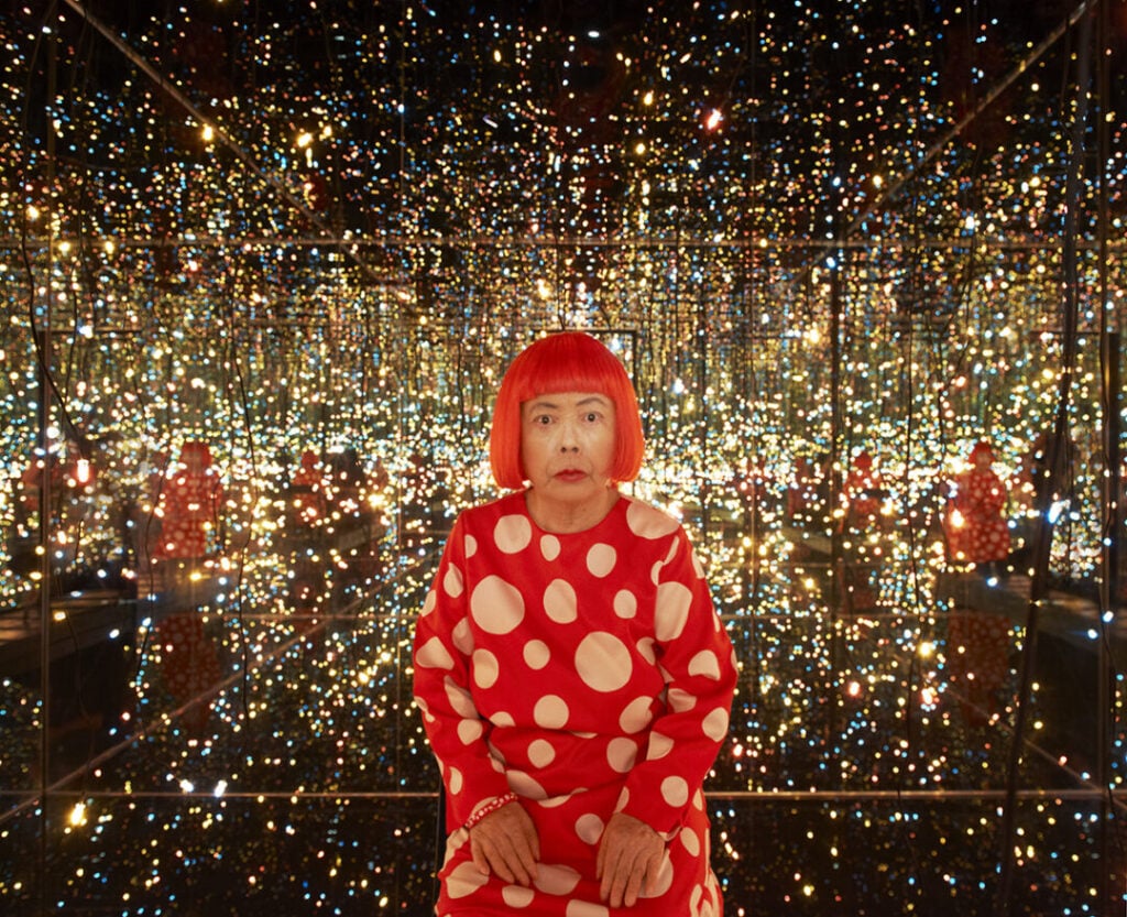 Yayoi Kusama – Fireflies on the Water