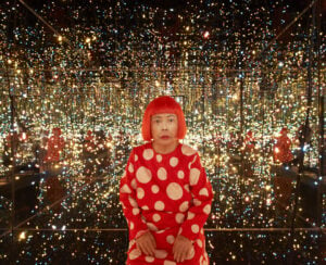 Yayoi Kusama - Fireflies on the Water