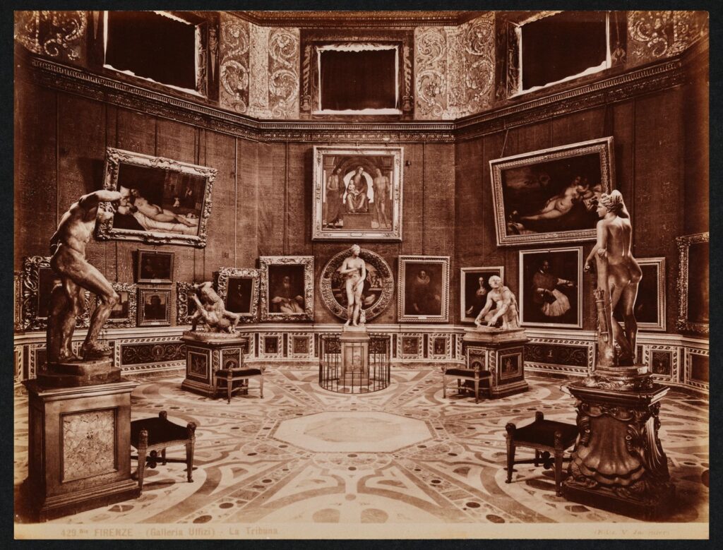 La Tribuna degli Uffizi, Regio Archivio Fotografico degli Uffizi