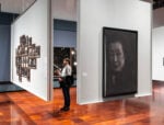 Le foto dell’allestimento della mostra Orizzonte degli eventi di Paolo Pellegrin a Le Stanze della Fotografia sono state scattate da Matteo De Fina