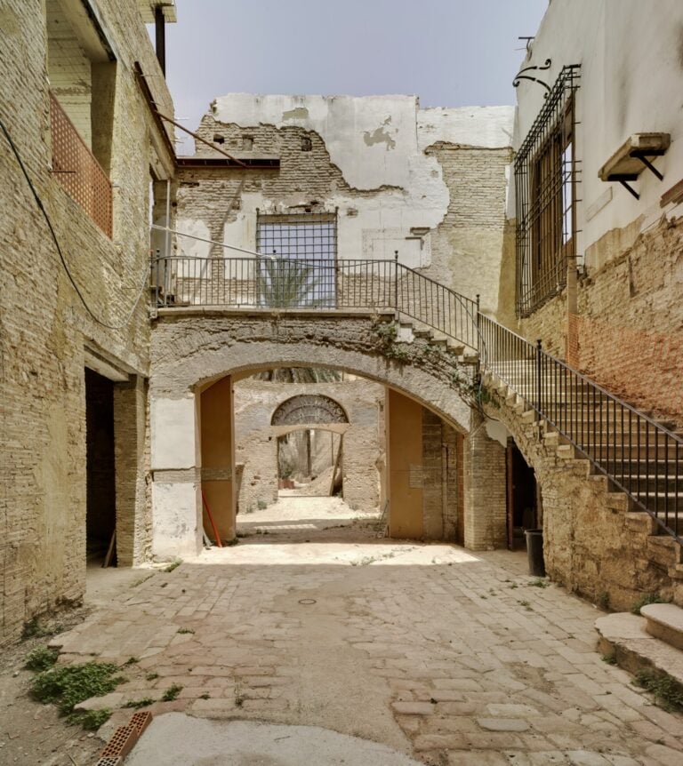 Palacio Valeriola prima del restauro, Valencia