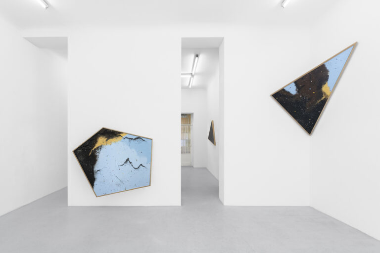 Sophie Ko, Prima che una stella cada, installation view at Galleria Renata Fabbri, Milano, 2023