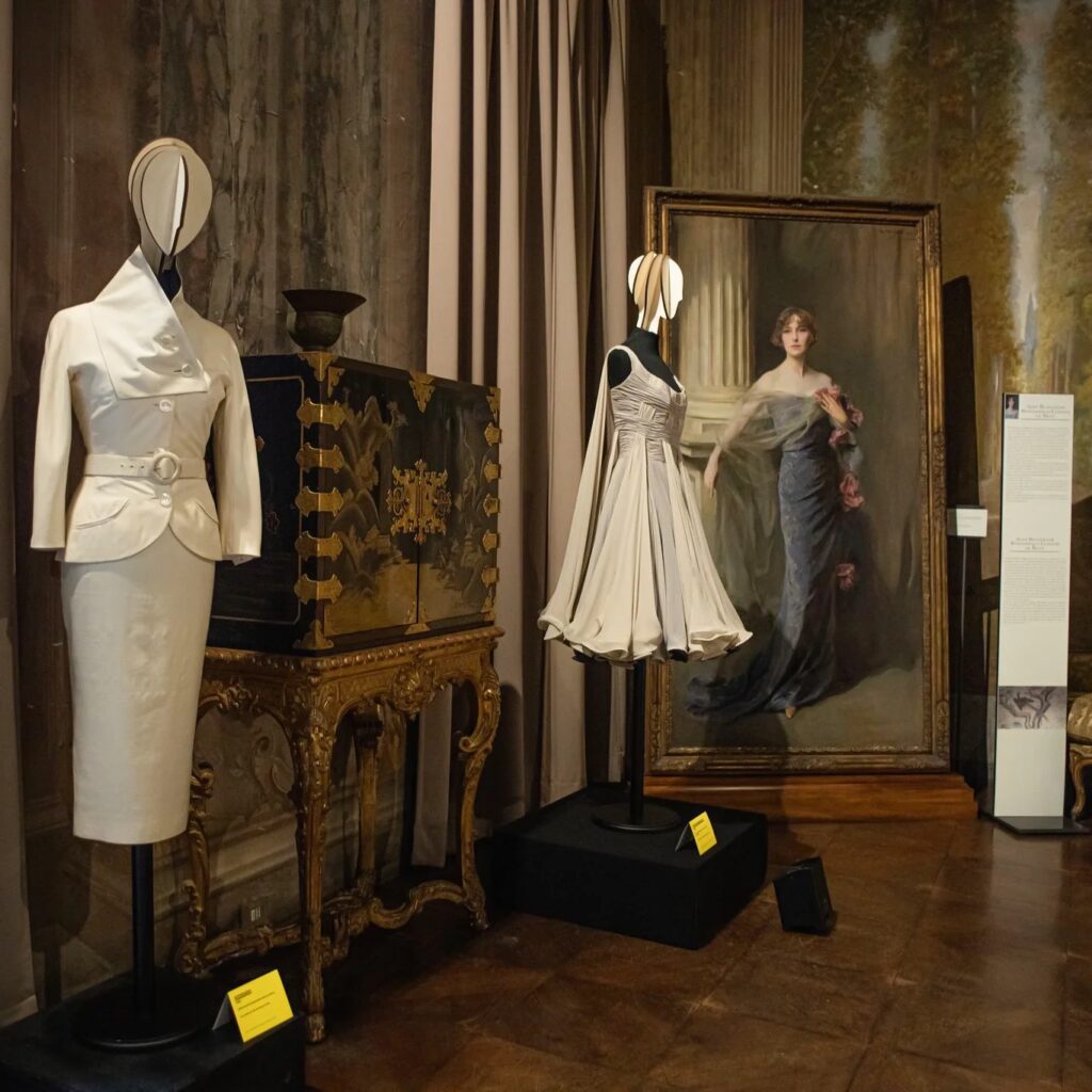 La mostra “FIFTIES IN ROME. La couture anni ’50 (RMX)” a Roma