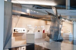Art Basel Miami Beach 2023. Il padiglione di Louis Vuitton celebra l’architetto Frank Gehry
