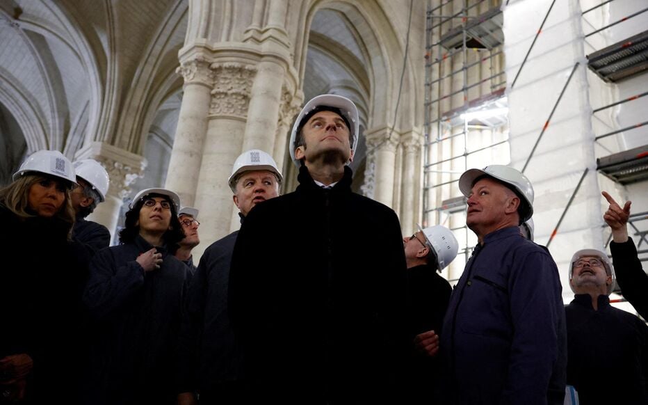 Macron a Notre-Dame. Photo Sarah Meyssonnier