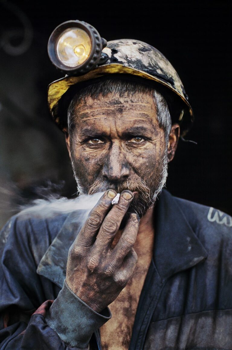 Pul i Khumri Afghanistan 2002 ©Steve McCurry Le icone di Steve McCurry a Pisa. La mostra fotografica agli Arsenali della Repubblica