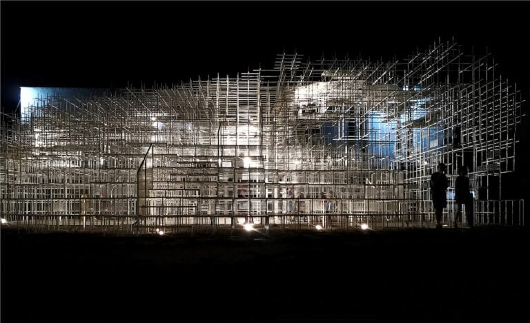 The Cloud, installazione di Sou Fujimoto. Photo Francesca Pompei