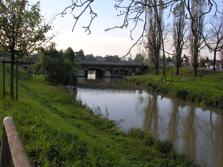 Dal torrione Alicorno verso Bassanello e Bacchiglone. Courtesy Coord. Parco Mura&Acque