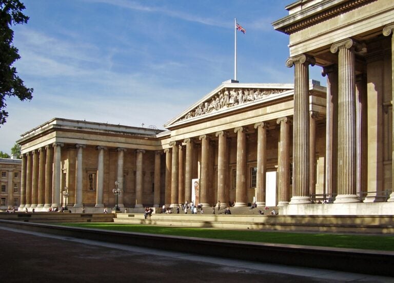 3 British Museum from NE photo Ham fonte Wikipedia 1200x861 1 Lavorare nell’arte e nella cultura: opportunità da British Museum, Fondazione Mellone e Torino Musei