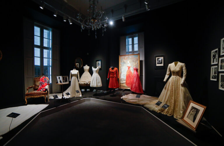 4. Fashion in the Casa de Alba.  Photo Jesus Varillas The exhibitions in Madrid during the Christmas holidays 2023