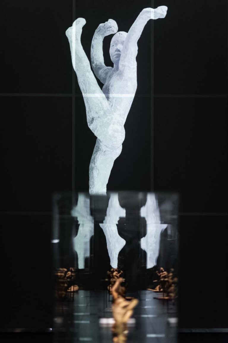 Auguste Rodin e la danza installation view at MUDEC Milano 2024. Photo Carlotta Coppo 2 Le ballerine di terracotta di Rodin a Milano