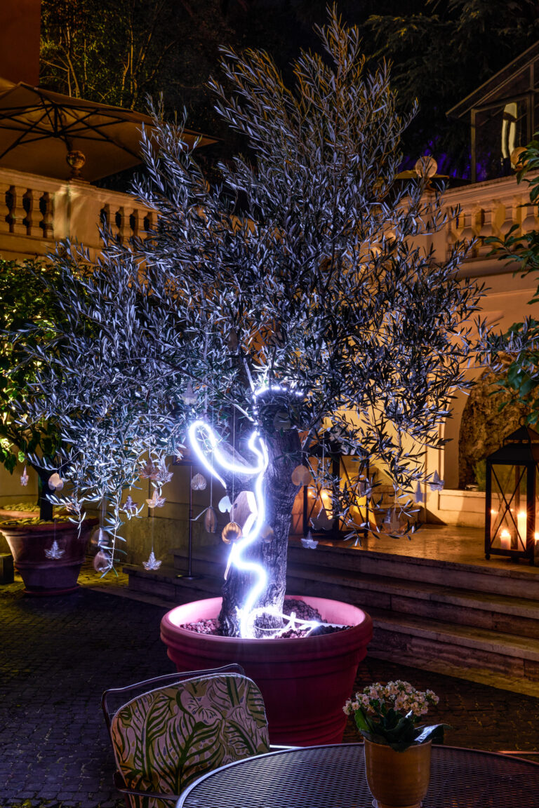 Christmas Talking Trees, il giardino incantato dell Hotel de Russie