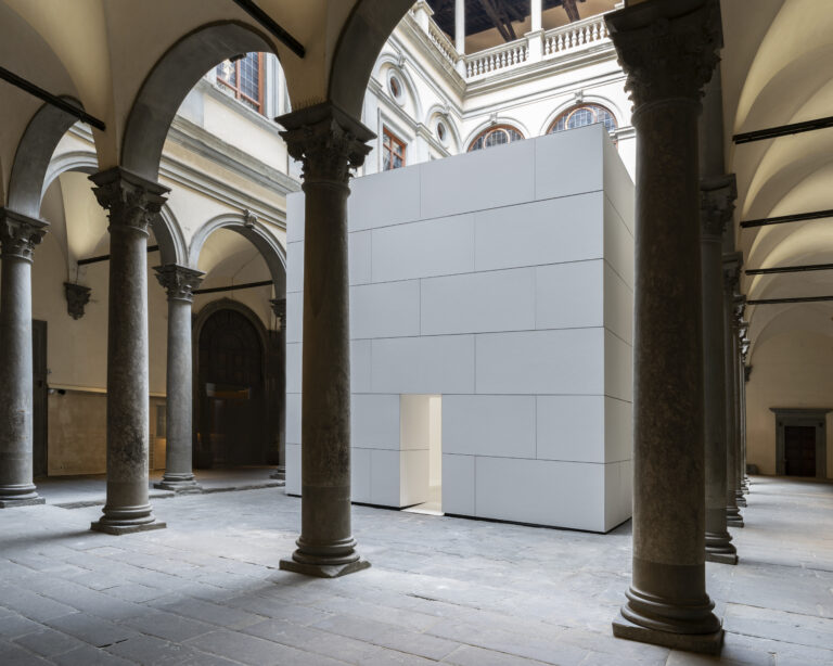 La mostra Untrue Unreal di Anish Kapoor a Palazzo Strozi