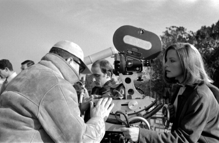 Virna Lisi con Ennio Guarnieri sul set di Tenderly, 1968 ©ARCHIVIO FOTOGRAFICO CSC – CINETECA NAZIONALE