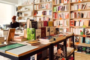 Reading Room, Verso, Frab’s e le altre. Guida alle rivisterie di Milano