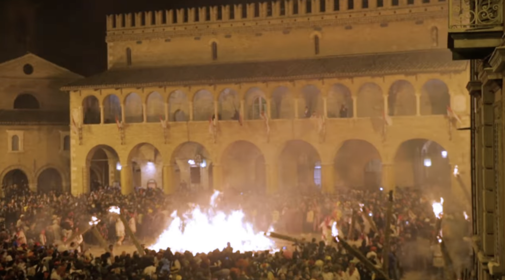 Carnevale di Offida 1 Cinquecento anni di Carnevale: il grande rito di Offida