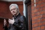 L’arte in ostaggio in difesa di Assange: l’artista Andrei Molodkin minaccia di distruggere 16 capolavori