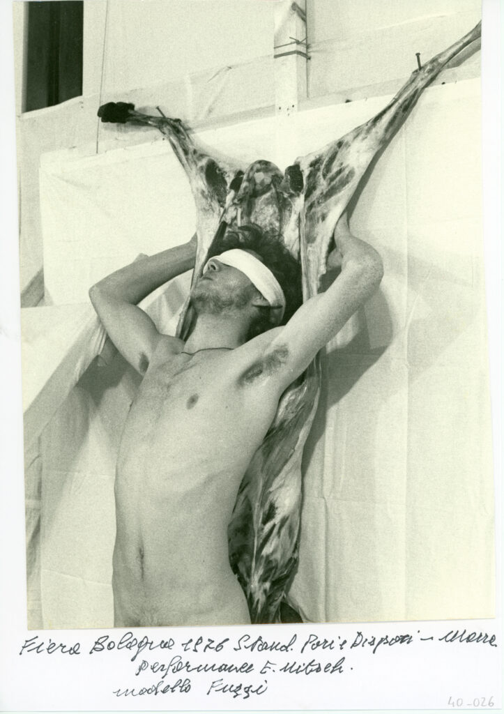 Performance Hermann Nitsch, courtesy Archivio Rosanna Chiessi, Biblioteca Panizzi, Reggio Emilia