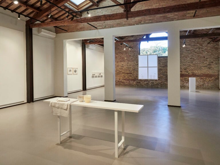 In suspensus, exhibition view at Fondazione Sabe, Ravenna. Photo Daniele Casadio