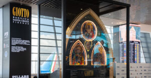 All’aeroporto di Fiumicino in mostra tre vetrate attribuite a Giotto