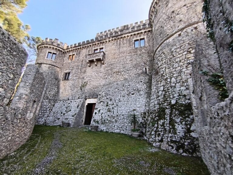 Balsorano (AQ), castello-piccolomini (C)FAI