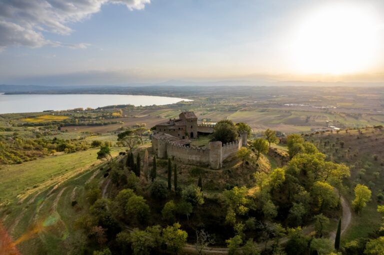 Tuoro sul Trasimeno (PG), Castello di Montegualandro-(c)farmstudiofactory