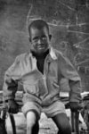 Il campo per sfollati sudanesi allestito presso la scuola di Natinga, Sudan del Sud, 1995, © Sebastião Salgado / Contrasto