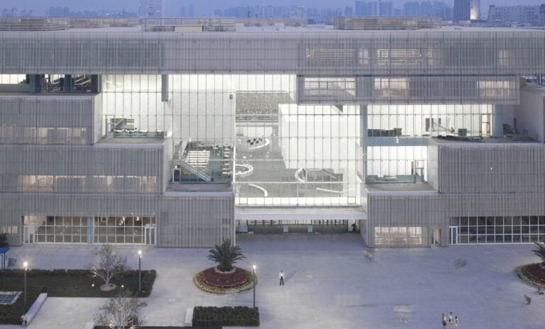 Riken Yamamoto, Tianjin Library. Photo courtesy Riken Yamamoto & Field Shop. Courtesy of The Pritzker Architecture Prize