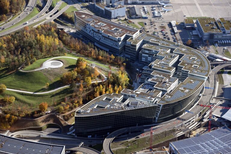 Riken Yamamoto, THE CIRCLE at Zürich Airport. Photo courtesy of Flughafen Zürich AG. Courtesy of The Pritzker Architecture Prize
