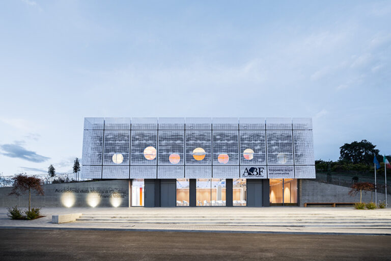 Alvisi Kirimoto, Accademia della Musica ABF “Franco Corelli”, Camerino. Photo ©Marco Cappelletti