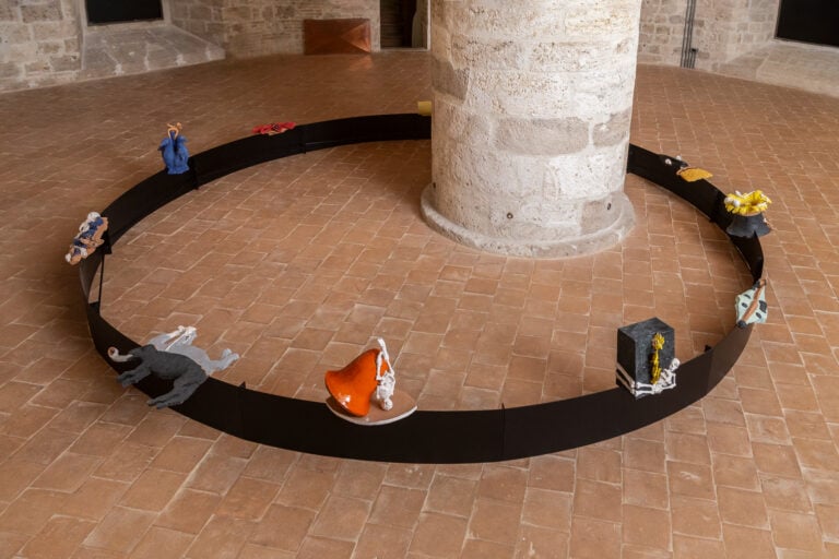 Enzo Cucchi, “Per Cecco!”, Forte Malatesta, Ascoli Piceno. Photo Omar Golli. Credits Galleria Giustini – Stagetti, Roma