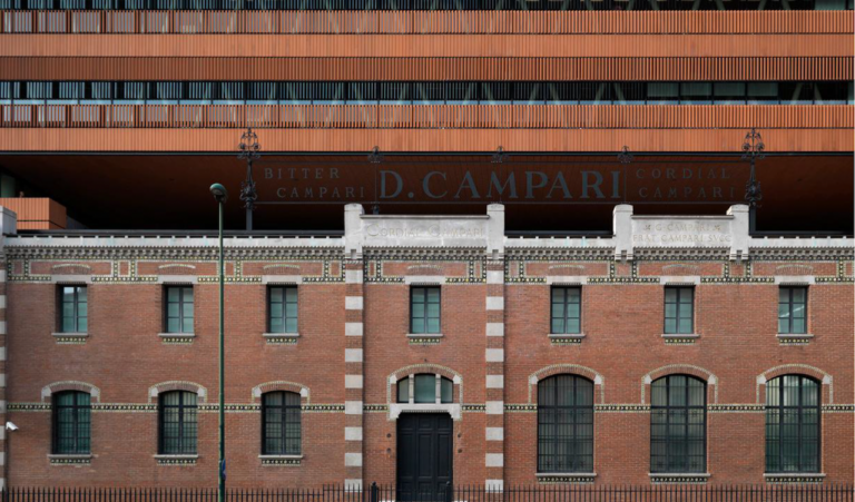 La sede della fabbrica e galleria Campari a Sesto San Giovanni. Photo Enrico Cano