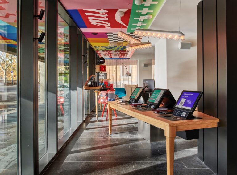 citizenmrit 359 A Roma apre un nuovo hotel creativo per far incontrare arte, design e architettura (e non costa molto)