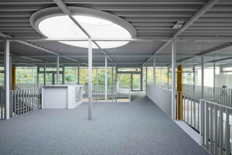 Study Pavilion on the campus of the Technical University of Braunschweig_Photos by Lemmart