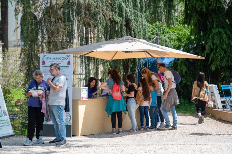 a236007 All’Orto Botanico di Roma festa di primavera sulle tracce di Marco Polo. Con visita alla Biblioteca storica