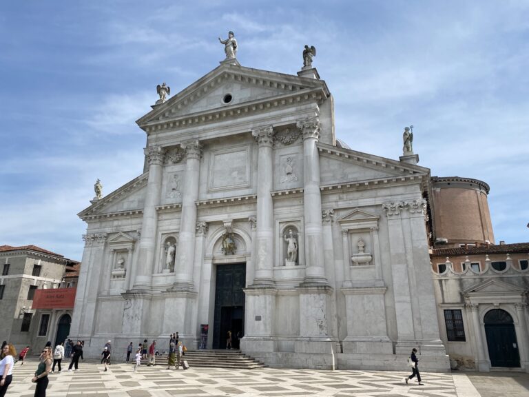 Berlinde de Bruyckere, City of Refuge III, Abbazia di San Giorgio Maggiore, Venezia, 2024