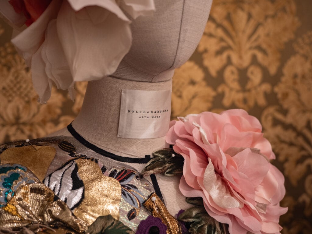 dgdalcuoreallemaniroomsexhibition 1 Apre al Palazzo Reale a Milano la prima grande mostra dedicata a Dolce&Gabbana