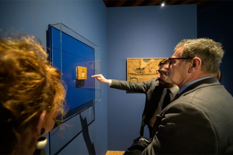 La mostra The Golden Way a Venezia. Foto di Marco Giuglierelli