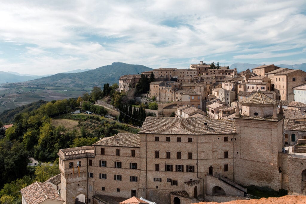 Montalto delle Marche: il borgo che si sta trasformando con la cultura