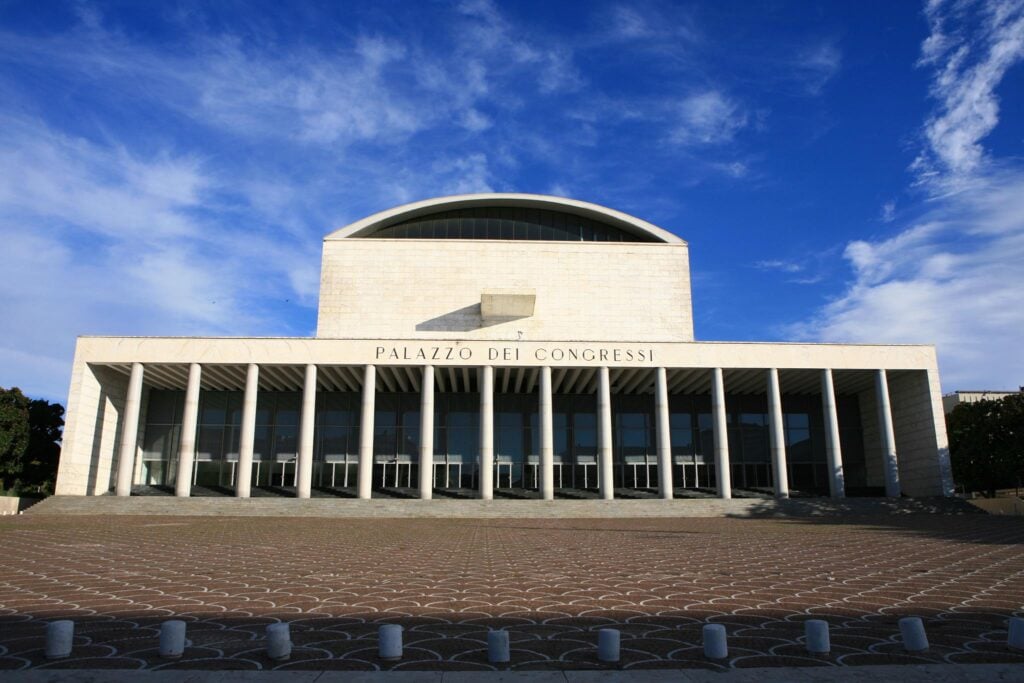 Gli architetti di Alvisi Kirimoto riqualificano lo storico Palazzo dei Congressi di Roma